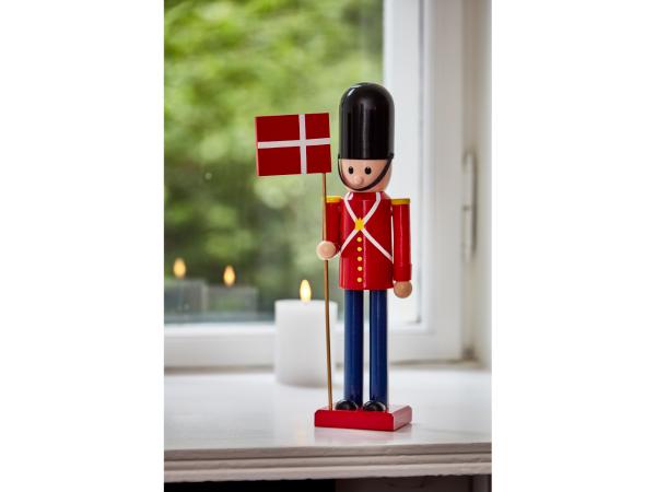 Celebrate Garder 38 cm i rød/sort træ